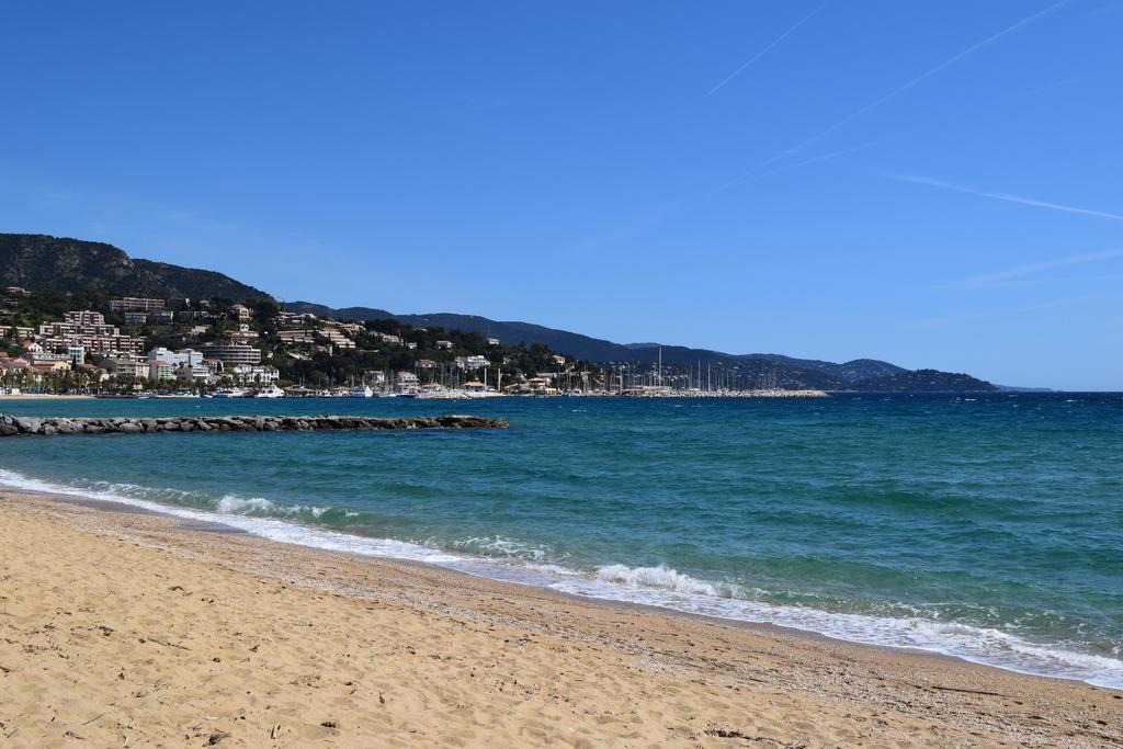 " Au Morgan De Vous " Apartamento Le Lavandou Exterior foto
